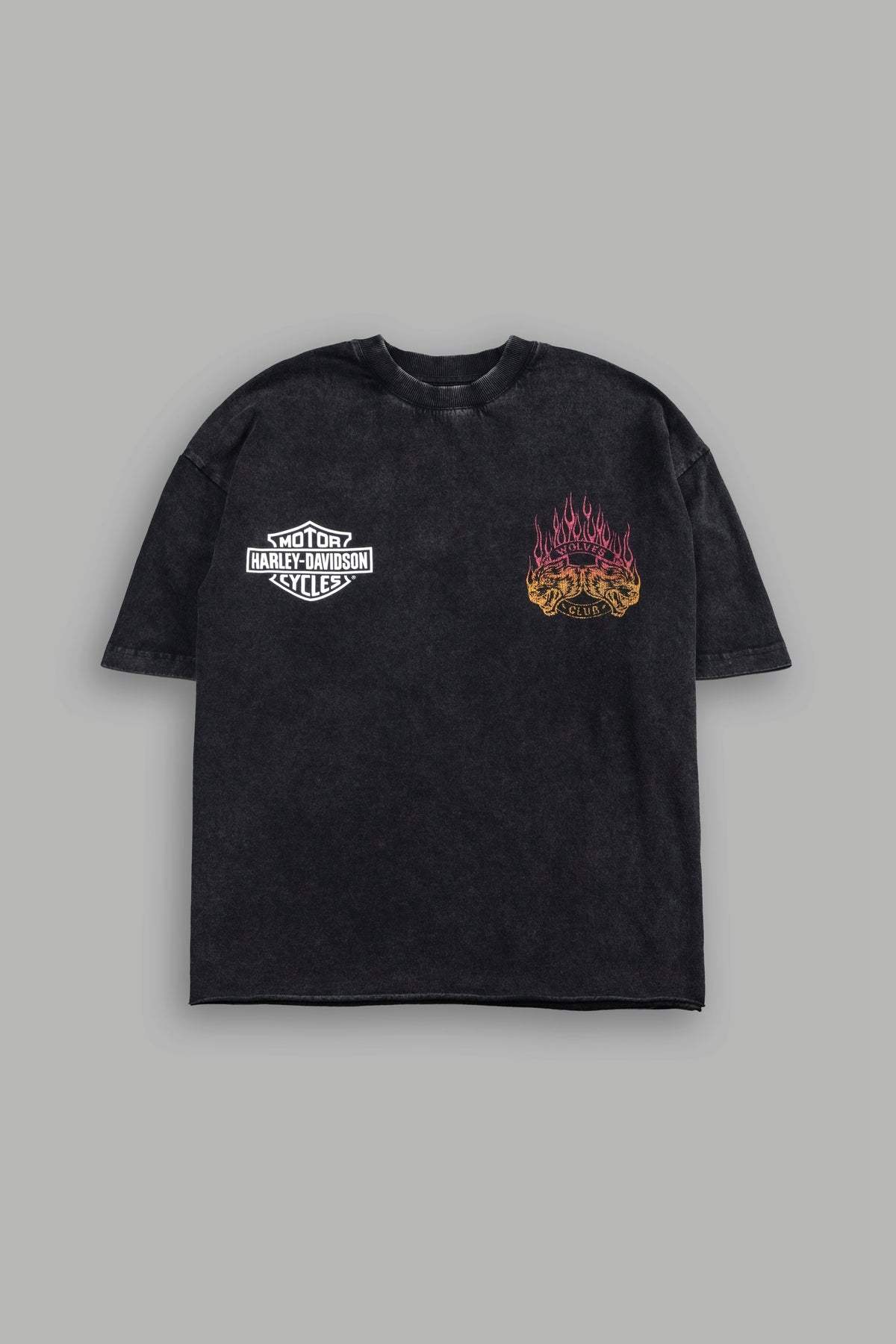 Rising Sun Grunge Mid Length Raw Hem Tee in Washed Black